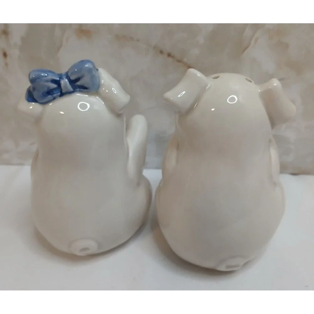 Vintage Fitz & Floyd Japan White Pigs Salt & Pepper Shaker Set